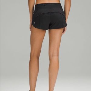 Lululemon black speed up short low-rise 2.5”